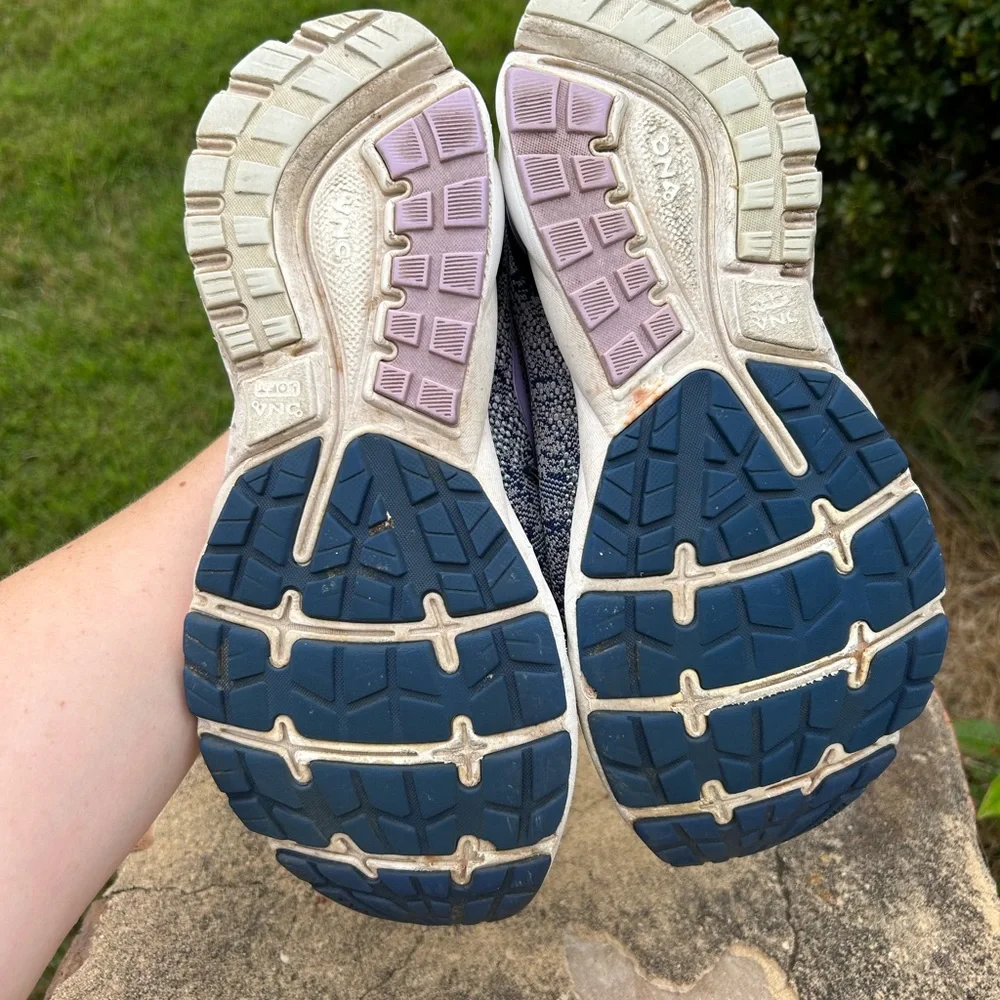 Brooks ghost 11 women’s athletic shoes - Picture 9 of 10